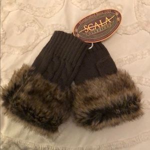 Scala Brown Gloves